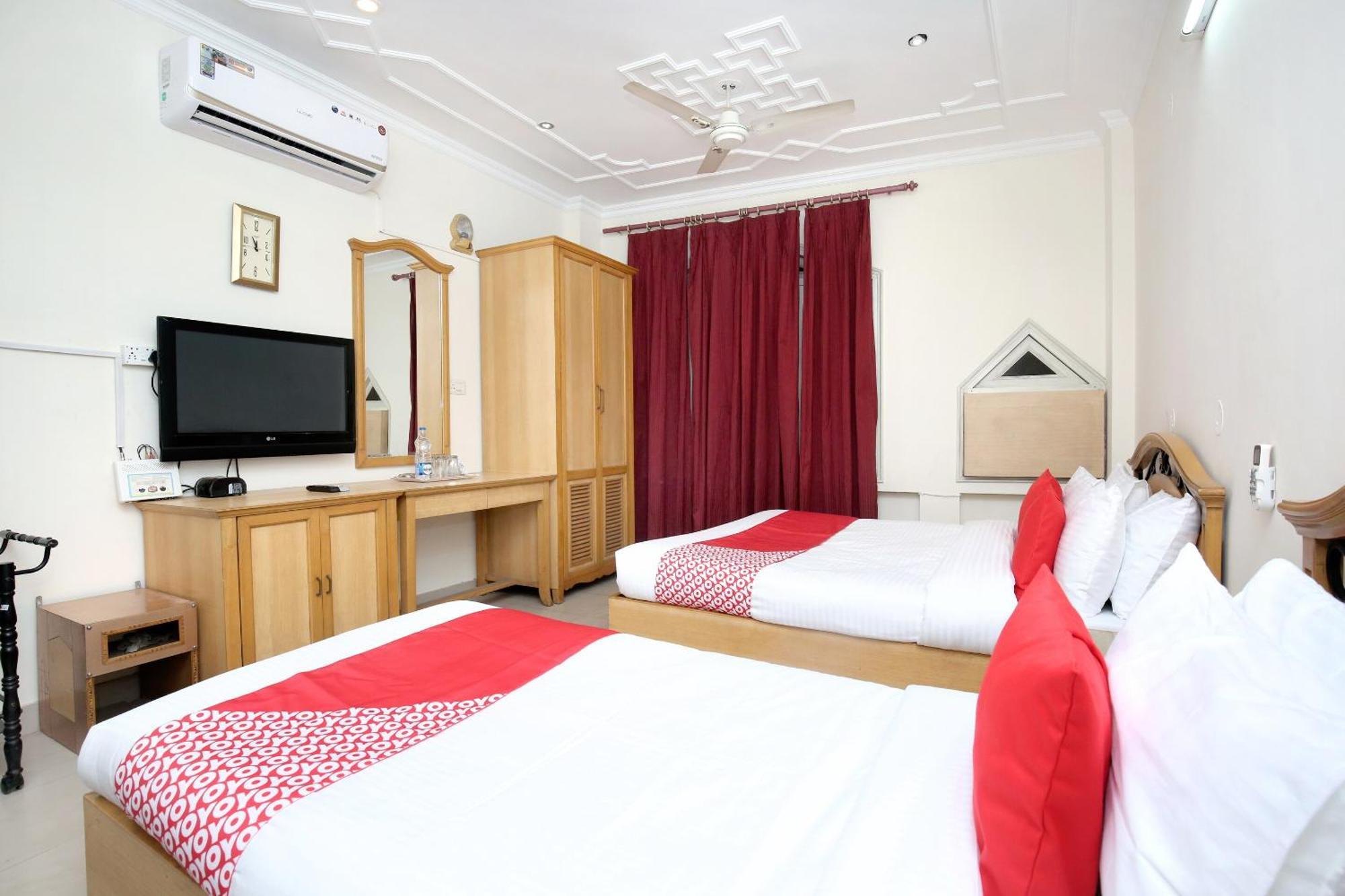 Hotel O Le Bon Ton ลูดิฮานา ภายนอก รูปภาพ
